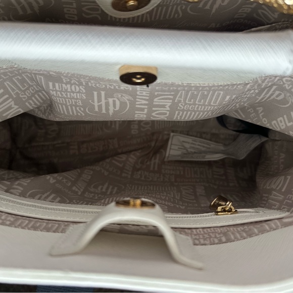 New Deathly Hallows Loungefly Harry Potter - Picture 11 of 11